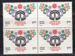 Block Of 4, Jantar Mantar Observatory, 13 Architectural Astronomy Instruments, Asian Games, India MNH 1981, Brown Spots - Blokken & Velletjes