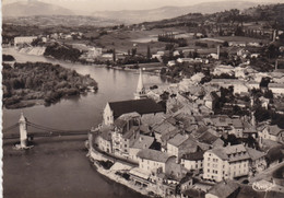 01. SEYSSEL. CPA. VUE AERIENNE. LE PONT SUR LE RHONE. ANNEES 50 - Seyssel