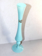 JOLI ANCIEN VASE SOLIFLORE, TULIPE EN OPALINE BLEU DE LA CRISTALLERIE FOUGERAISE H:28,5cm (3008.16) - Vasen