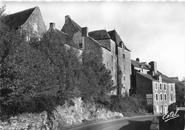 La Roche Bernard * Route Et Le Château - La Roche-Bernard