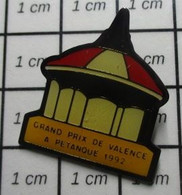 414c Pin's Pins / Beau Et Rare / SPORTS / PETANQUE GRAND PRIX DE VALENCE 1992 - Pétanque