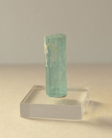 Clear Aquamarine Crystal - Minéraux
