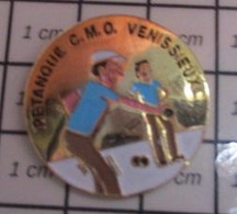 413c Pin's Pins / Beau Et Rare / SPORTS / PETANQUE CLUB CMO VENISSIEUX - Boule/Pétanque