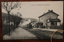 CPA AK 1910's Gare Grandis Allieres Animée Voyagée - Other & Unclassified