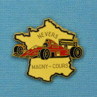 1 PIN'S //  ** CIRCUIT NEVERS MAGNY-COURS / FORMULE1 / FERRARI ** . (Béraudy Vaure). - F1