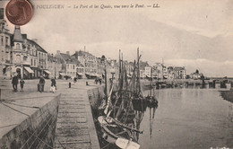 44 - Très Belle Carte Postale De  LE POULIGUEN     Le Port Et Les Quais  Vue Vers Le Pont - Le Pouliguen