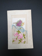 Carte Brodée - Bonne Fête - Pochette - Petit Mot - Fleurs - Noeud - Cadre Relief - Carte Postale Ancienne - Bestickt