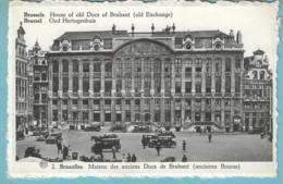 Bruxelles-+/-1935-Grand Place-Maison Des Anciens Ducs De Brabant-ancienne Bourse-Vintage Cars-Vieilles Voitures-attelage - Marktpleinen, Pleinen