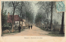 évron * Le Boulevard De La Gare * Villageois - Evron