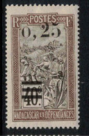 MADAGASCAR 1921 25c On 40c Grey And Lilac Brown SG 86 HM #APN17 - Neufs