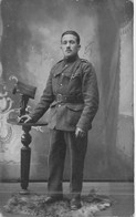 Photographie - Militaria - Uniforme - Militaire - Portrait - Carte Postale Ancienne - Photographs