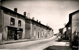 Dagneux Canton Montluel Route Nationale Le Centre Tabac Commerce 贸易 Trade トレード Ain 01120 Cp Semi-Moderne Ecrite En 1952 - Non Classés