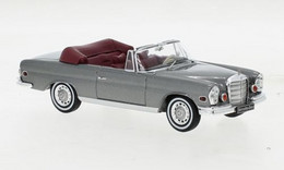 Mercedes 280 SE 3.5 (W111) Cabriolet - 1969 - Metallic Grey - Ixo - Ixo