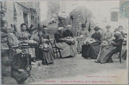 C. P. A. : 43 : LANGEAC : Groupe De Dentellières De La Maison Boitias Fils, Timbre En 1905 - Langeac