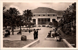 (1 P 16) France - NOT POSTED - Older B/w - Casino De Mont Dore Les Bains - Casinos