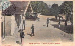 Militaria - NEUFCHATEAU - Entrée Du Quartier Rebeuval - Carte Postale Ancienne - Casernas