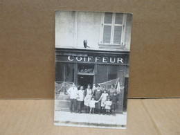 COIFFEUR Martin Carte Photo Devanture De Commerce Belle Animation - To Identify