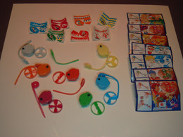 2007 Ferrero - Kinder Surprise - TT011, TT012 & TT013 - Spinning Top Launcher - Complete Set + 7 BPZ's - Monoblocchi