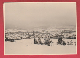 Olloy Sur Viroin - Photo ... Village Sous La Neige... Années 50 ( Voir Verso ) - Viroinval