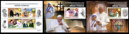 Central Africa  2022 Mother Teresa. (711) OFFICIAL ISSUE - Moeder Teresa