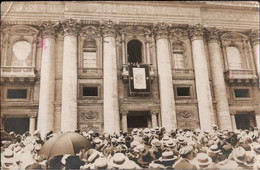 ! Echtfoto, Photo, Ereignis Ansichtskarte 1914 Vatikan, Vatican, Rom Bekanntgabe Der Wahl Des Neuen Papstes Benedikt XV. - ...-1929 Prephilately