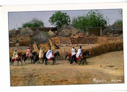 Cavaliers Dans Le Village De KARMA - Niger