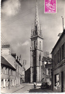 Plouescat Animée Belle Vue De L'Eglise Voiture Cycliste - Plouescat