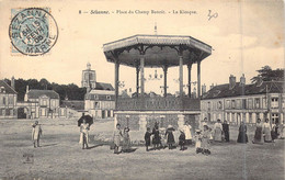 FRANCE - 51 - Sézanne - Place Du Champ Benoit - Le Kiosque - Animée - Carte Postale Ancienne - Sezanne