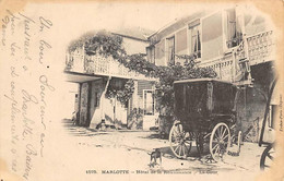 Marlotte           77         Hôtel De La Renaissance  . La Cour, Voiture Hippomobile  N° 1575       (voir Scan) - Andere & Zonder Classificatie