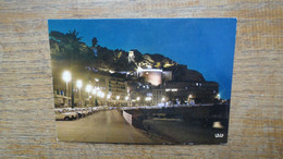 Nice , Le Quai Des états-unis Et La Tour Bellanda Du Château , La Nuit - Nizza By Night