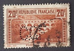 France 1929/31 N°262 Perforé CCF Une Dent Courte - Usados