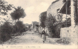 FRANCE - 63 - Chatel-Guyon - La Rue De Riom - Carte Postale Ancienne - Châtel-Guyon