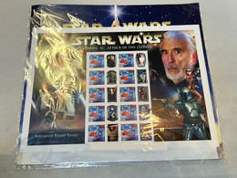 (1 P 34 B) Australia (mint Mini-sheet) - Star War Episode II - Attack Of The Clones (28 X 21 Cm) - Sheets, Plate Blocks &  Multiples