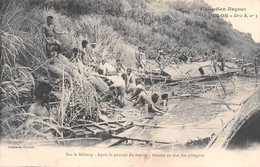 LAOS - Sur Le Mékong - Après Le Passage Du Rapide - Remise En état Des Pirogues - Collection Raquez, Série B N'3 - Laos