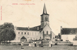 Cervon * L'église Et L'école Des Filles * Villageois - Autres & Non Classés