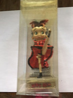 FIGURINE BETTY BOOP,  DANSEUSE DE FRENCH CANCAN  N°17  AVEC SON LIVRET DE 18 PAGES REF 6070 - Sonstige & Ohne Zuordnung