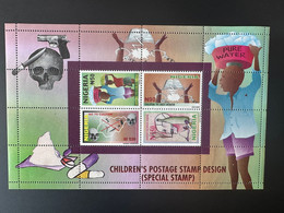 Nigeria 2004 Mi. Bl. 28 Children's Postage Stamp Design Child Kinder Enfants - Nigeria (1961-...)