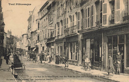 Toul * La Rue De La République , Rue Commerçante * Commerces Magasins - Toul