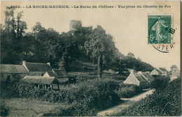 29 - La Roche Maurice : Les Ruines Du Château - Vue Prise Du Chemin De Fer - La Roche-Maurice