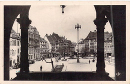 FRANCE - 68 - Mulhouse - Place De La Réunion - Vue Sur L'Hôtel De Ville - Carte Postale Ancienne - Mulhouse