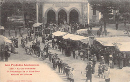 MARCHES - AX LES THERMES - La Procession De La Fête Dieu Sortant De L'église - Marché - Carte Postale Ancienne - Mercados