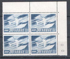 Norvège N° 408 Neuf ** (MNH) - Bloc De 4 - 10e Anniversaire De La "Scandinavian Airlines System" - Neufs