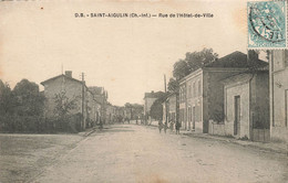 St Aigulin * La Rue De L'hôtel De Ville * Salle Des Fêtes - Autres & Non Classés