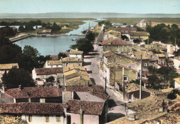 Mortagne Sur Gironde * Vue Sur Le Port Et La Rue Principale - Autres & Non Classés