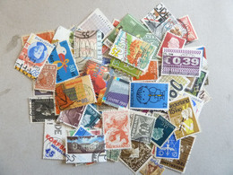 PAYS-BAS/NEDERLAND LOT DE 100 TIMBRES OBLITERES TOUS DIFFERENTS - Verzamelingen