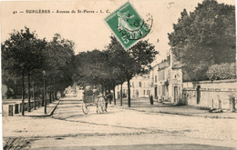 CPA 17 SURGERES AVENUE DE SAINT PIERRE RARE BELLE CARTE !! - Surgères