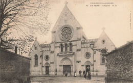 La Fère * La Place De L'église Du Village - Sonstige & Ohne Zuordnung