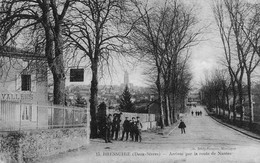 Bressuire * Arrivée Par La Route De Nantes * Auberge Restaurant - Bressuire