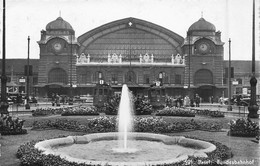 SUISSE - Baset - Bundesbahnof - Fontaine - Animée - Gare - Carte Postale Ancienne - Autres & Non Classés