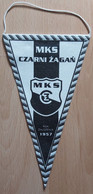 MKS Czarni Żagań 1957 Poland Football Soccer Club Fussball Calcio Futbol Futebol PENNANT, SPORTS FLAG  SZ74/71 - Bekleidung, Souvenirs Und Sonstige